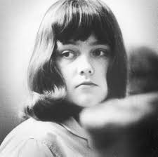 Acum 76 de ani, s-a născut Sylvia Likens. Doar 16 ani mai târziu, avea să  fie torturată până la moarte de o întreagă vecinătate. :  r/TrueCrimeDiscussion