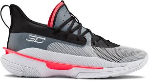 A completely rubberless outsole promises extremely grippy traction, and proprietary pebax support gives a flexible stability that quick moving guards like steph curry require. Under Armour Curry 7 Performance Review