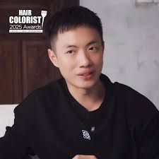 [L’OFFICIEL X LOREAL PROFESSIONEL] GIẢI THƯỞNG DANH GIÁ HAIRCOLORIST OF THE  YEAR 2025, Quét mã QR để đăng ký ngay!, ———————————————————, 🌟 Từ 20.10  đến 15.11.2025: Đăng kí tham gia bằng mã QR Code ...