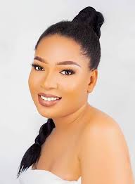 No more Skincare Struggles. Honey Tone Lotion and Body Wash are packed with  skin-loving ingredients designed to: ✓ Lightens fast and even out your  complexion ✓ Fade dark spots and blemishes ✓