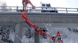 Under Bridge Inspection Crane Trucks Crane Units For Bridge Repairs