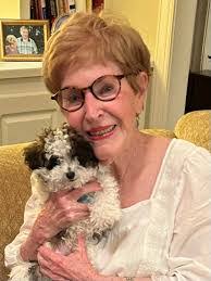 Vicky Rawlings's Instagram, Twitter & Facebook