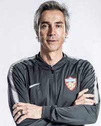 Que oferecemos tudo para o seu conforto. Paulo Sousa