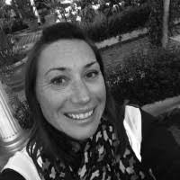 20+ "Sarah Poll" profiles