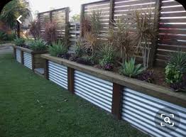 Pin By Linda On Garden Plants In 2020 Fence Design Backyard Fences Fence Planters