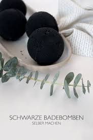 Diy Kosmetik Selber Machen Schwarze Badebomben Badebomben Selber Gemacht Kosmetik Selber Machen Badekugeln Selber Machen