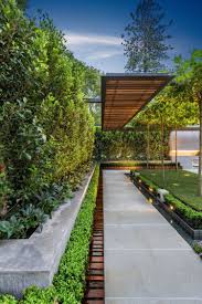 Gartenweg Modern Gestalten Ideen Fur Zeitgenossische Designs In 2020 Moderne Landschaftsgestaltung Landschaftsdesign Gartengestaltung