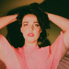 Elizabeth Moen Releases A Track by Track For Emotionally Charged 'Creature  of Habit'