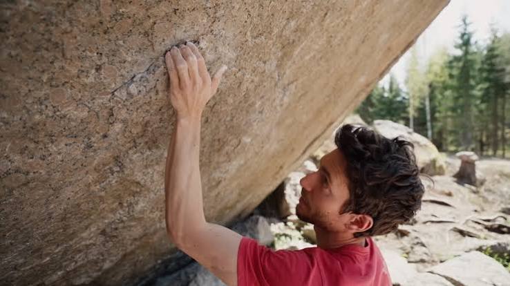 What Are the Holds Like on Burden of Dreams V17? - Gripped Magazine