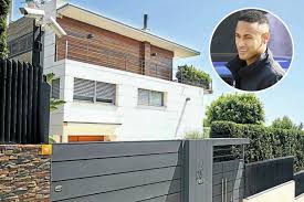 Donde vive messi en barcelona. Neymar Alquila Una Casa En El Barrio Barcelones De Pedralbes Por 18 000 Euros Al Mes Idealista News