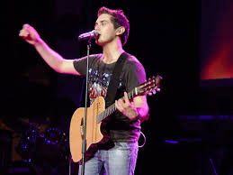 Ο μιχάλης χατζηγιάννης βρίσκεται εδώ και πέντε χρόνια σε δικαστική εκκρεμότητα λόγω της αποστολής 5.300.000 ευρώ σε τραπεζικούς του. O Mixalhs Xatzhgiannhs Exei Antigrapsei Tragoydi