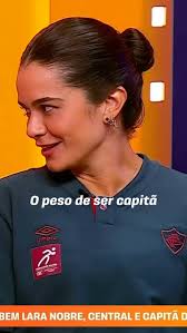 A duquesa se descobriu uma líder NATA! 👑🇭🇺, Lara Nobre jogou 7 das 9  temporadas do Fluminense na elite da Superliga Feminina, e aceitou a missão  de ser a capitã do time. Ela segue sendo da realeza ...