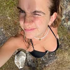 Molly Mickelson's Instagram, Twitter & Facebook