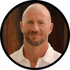 Robert Ellingham's Instagram, Twitter & Facebook