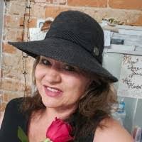 Tracy Vandergriff's Instagram, Twitter & Facebook