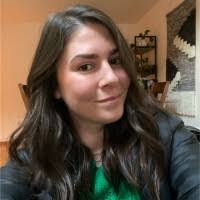 Stefanie Carter's Instagram, Twitter & Facebook