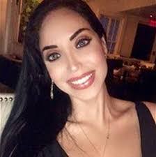 Elizabeth Padron's Instagram, Twitter & Facebook