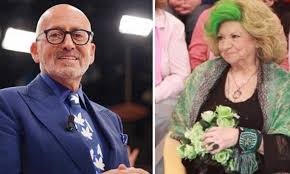 ¿por qué ahora belén esteban llama 'la jose' a maría josé campanario? 6vjg Tdhg8sjrm