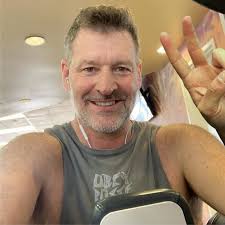 Fraud Alert: Jonathan Frakes Private Page Scam