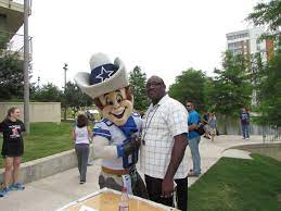 Ubltexaswranglers Owner Dallascowboys Mascot Ozziedenson Charity Dallas Cowboys Mascot Charity