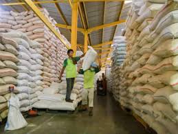 Pasokan dan Stok Beras di Pasar Induk Cipinang Aman