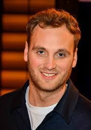 Jan Stroh's Instagram, Twitter & Facebook