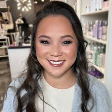 Career first doing makeup for TRIPLETS today! I loved Ella! She was so so  fun!!! Super sad I didn't get a before photo of Sarah , but cannot wait to  see their