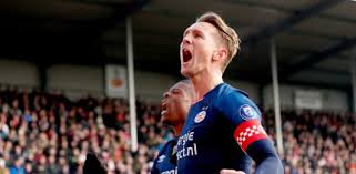 Goal kick for fc emmen. Fc Emmen Vs Psv Eindhoven Highlights