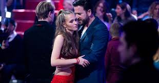 Als synchronsprecher wirkte er in. Michael Wendler Luxusleben Trotz Schulden Jetzt Packt Ein Freund Aus Bunte De