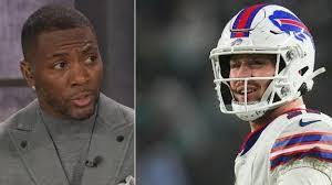 Eric Poyer's Instagram, Twitter & Facebook