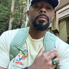 Shedeur had a few different strategies 😂