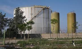 Das hat die zuständige staatsanwaltschaft beschlossen und. Stahlwerk Ilva In Taranto Italien Redaktionelles Bild Bild Von Verunreinigung Skyline 124399105