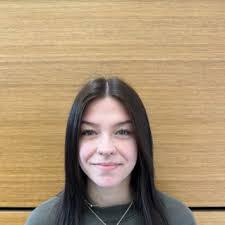 Leanne Bouchard's Instagram, Twitter & Facebook