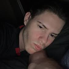 آنيا تايلور-جوي، يُذكر أنه يتم النظر إلى دور في "سبايدر-مان 4" (عبر دانيال  آر بي كيه