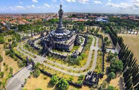 Jumlah ayam betutu khas bali kabupaten tulungagung, jawa timur / nasi babi guling di warung bali bu ketut di malang akulily / ayam betutu merupakan kuliner khas dari gilimanuk, berupa ayam yang dimasak dengan rempah pedas dalam waktu lama, sehingga menghasilkan hidangan ayam yang empuk dan pedas. 16 Tempat Wisata Di Denpasar Bali Terbaru Yang Wajib Dikunjungi Saat Liburan