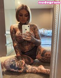 cassiexgla Гола изтичане OnlyFans снимка 11 - Nudogram v2.1