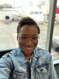 Lea Pearson's Instagram, Twitter & Facebook