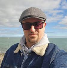 Hi. I'm looking for 6bed camper. Budget 15k