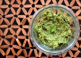 Use your juicer bullet to make this delicious pomegranate smoothie. 9 Easy Recipes To Make With A Magic Bullet