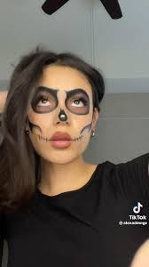 Holly Custer (hollyggalvan)