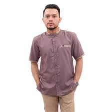 Pada awalnya atau di negeri asalnya busana muslim merupakan pakaian yang longgar dan bermotif sederhana sekali. Jual Atasan Muslim Pria Fashion Muslim Shopee Indonesia