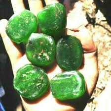 Gambar batu zamrud kalimantan asli. 7 Manfaat Zamrud Kalimantan Untuk Kesehatan Dan Kehidupan Manfaat Co Id
