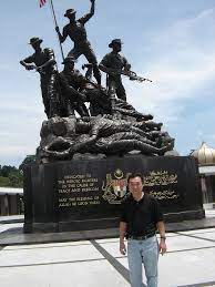 .gambar lamban negara ialah dengan menambah skala ukuran dan tata warna gambar lambang demikianlah pembahasan mengenai lambang negara indonesia burung garuda, arti, makna. Tugu Negara Kuala Lumpur Malaysia Mapio Net