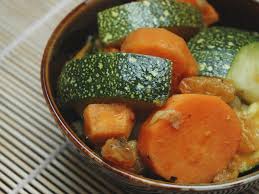 Tajine De Courgettes Patates Douces Et Raisins Secs Recette Tajine Recette Tajine Raisins Secs