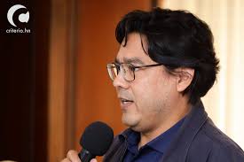 Pepe” Lobo confiesa cómo desde el Poder Ejecutivo se ha intervenido en el  Ministerio Público » Criterio.hn