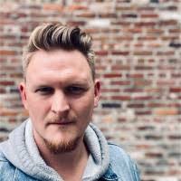 200+ "Skufca" profiles