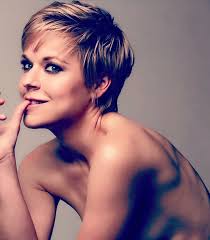 Tina Majorino - Free pics, galleries & more at Babepedia