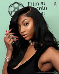 Angel Reese Makes History as First Professional Athlete to Walk in VS  Secret Fashion Show 🪽 The WNBA star made her mark