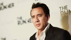 Por qué el actor Nicolas Cage tiene que devolver un raro dinosaurio a  Mongolia?