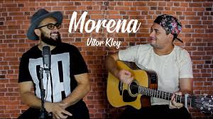 Morena, me encantei com o seu jeito de olhar / paralisei o tempo só pra lembrar / daquela cena em que eu tirava tua saia e você beijava a minha boca Vitor Kley Morena Cover Eric Santos Youtube